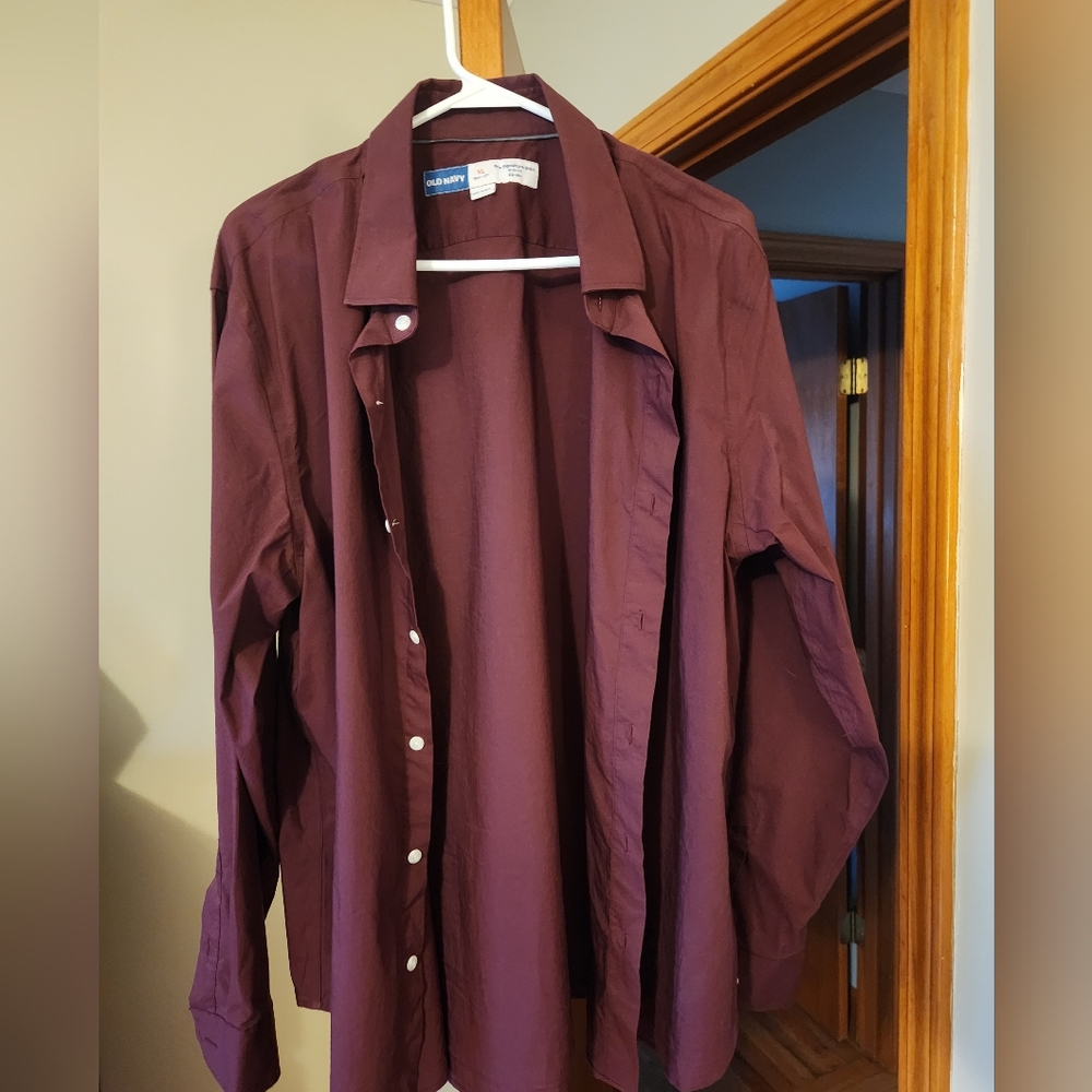 Old Navy men's dress shirt, size XL